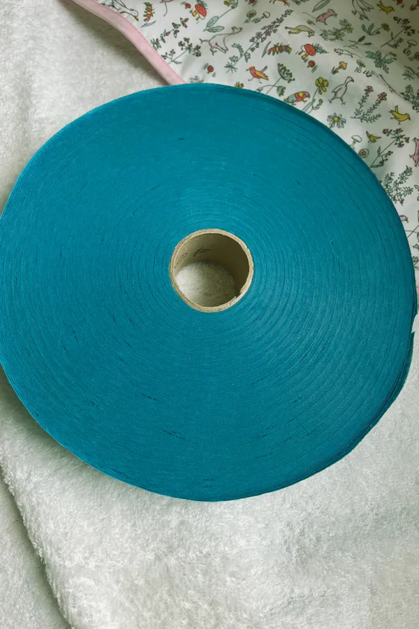 Biais coton 37 mm à plat - Turquoise - galette de 130 m