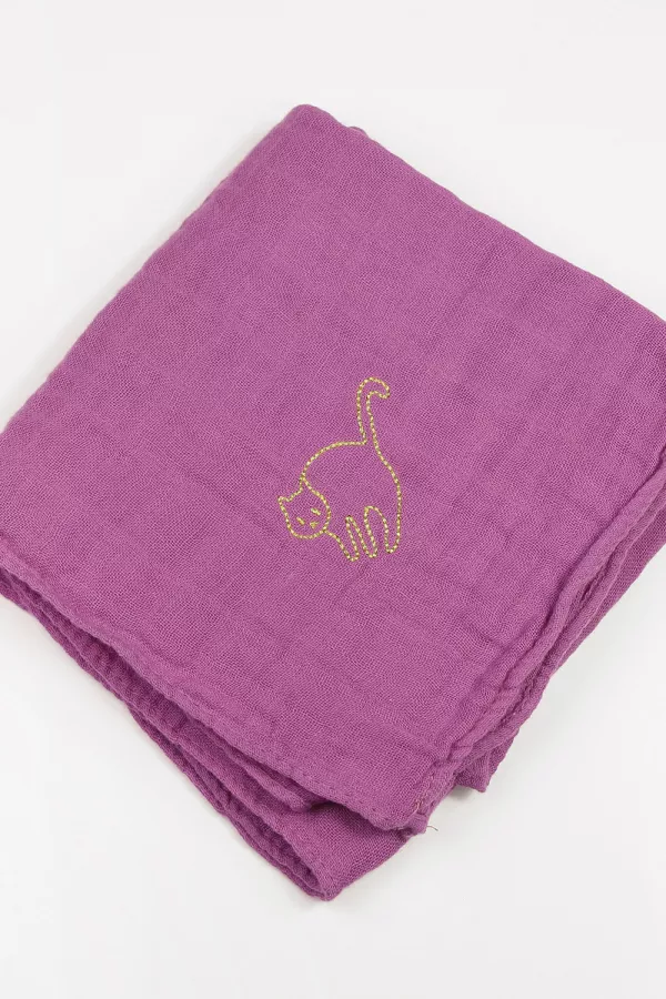 lange double gaze lilas broderie doré chat Barnabé aime le café