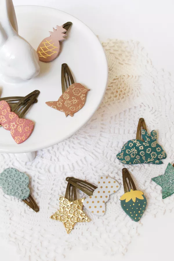 Barrette clic-clac cuir - Lapin fleuri