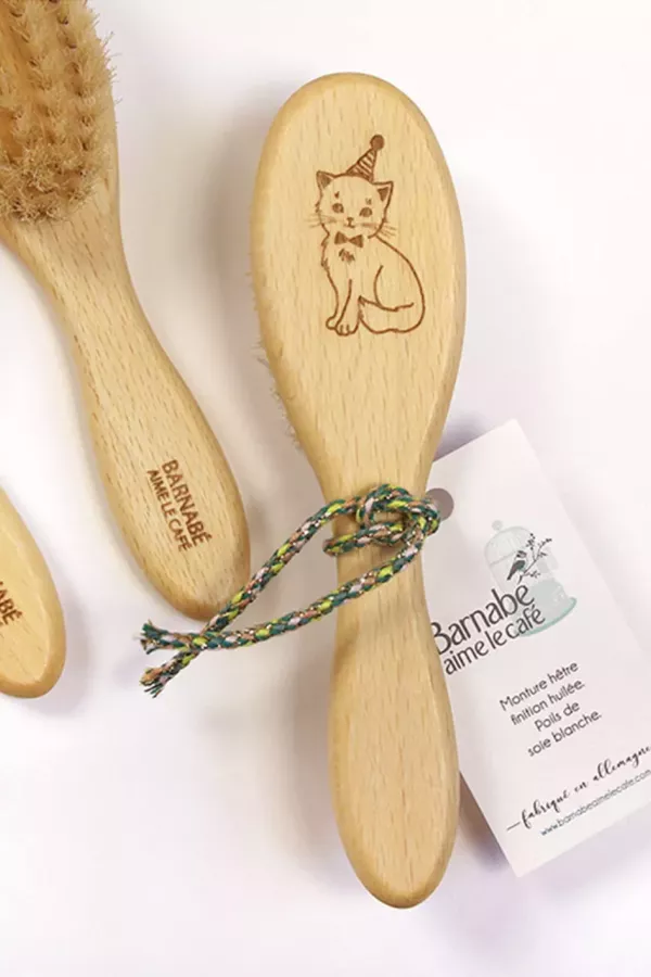 brosses à cheveux bébé bois gravé chat poils de soies Barnabé aime le café