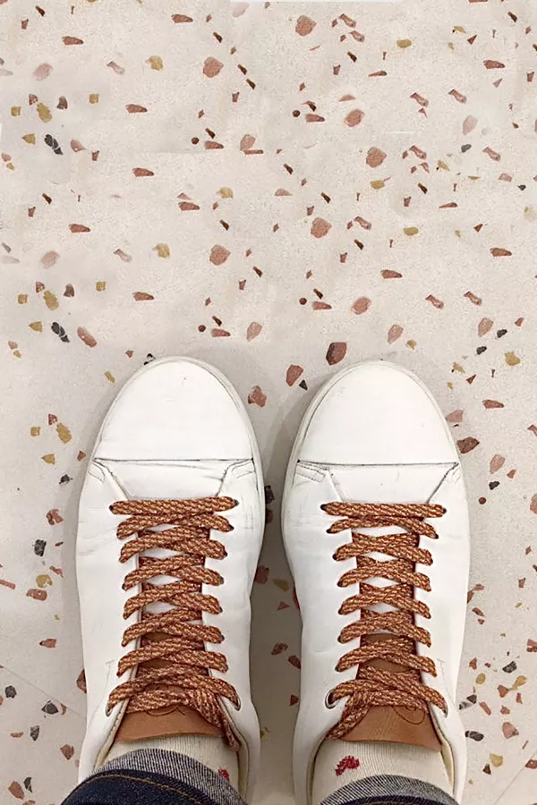 Paire de lacets tennis irisé marron made in  France Barnabé aime le café