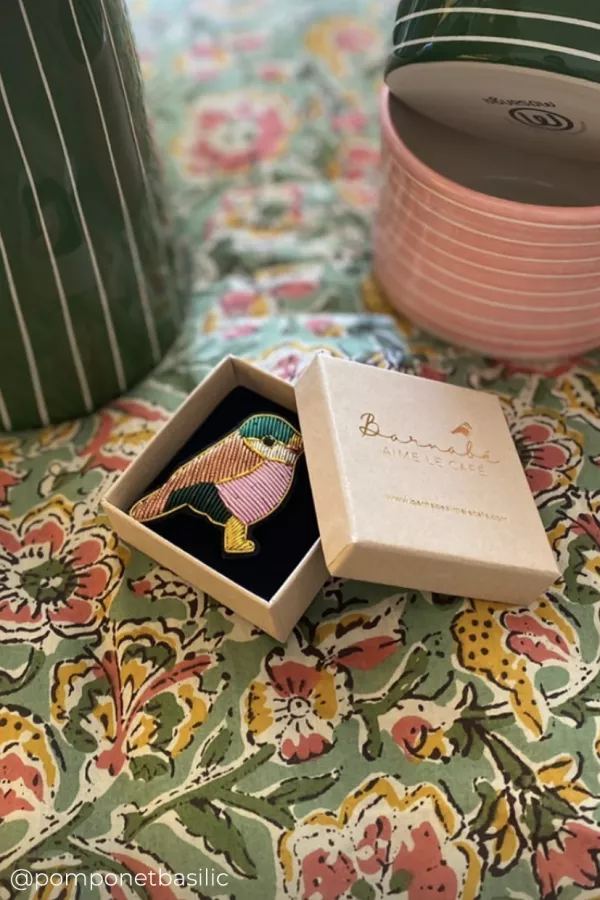 broche bijou oiseau mésange fil de cannetille écrin Barnabé aime le café