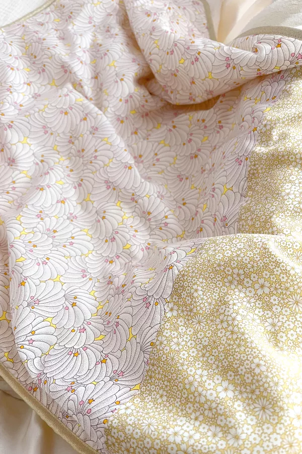 Couverture polaire & Liberty - Cassandre