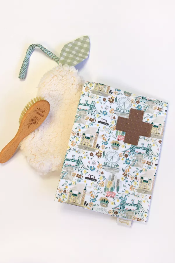 Protège carnet de santé Liberty - John