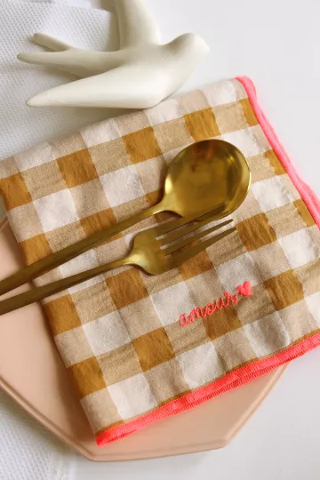 Serviette de Table moutarde - amour ❤