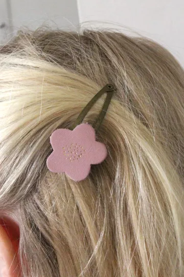Barrette clic-clac cuir - Fleur poetry