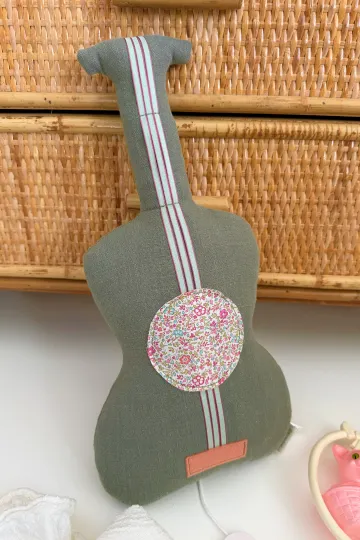 Boîte à musique Guitare - La vie en rose
