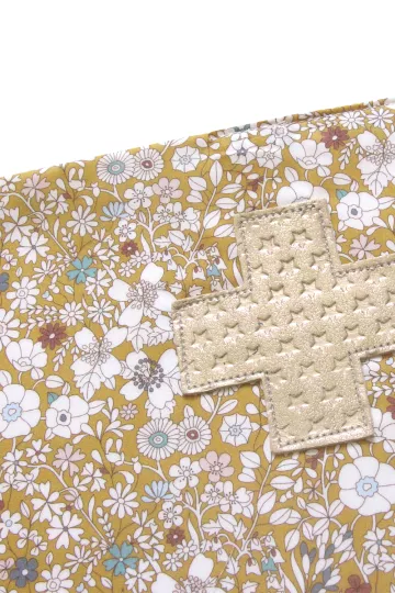 protège carnet de santé Liberty fleurs moutarde Barnabé aime le café made in  france