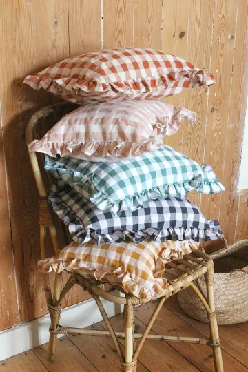 Coussin avec volant - Sauge