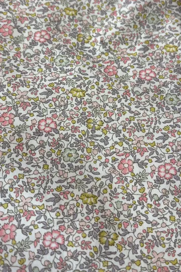 Liberty Fabrics -capel rose clair Tana Lawn™ Coton