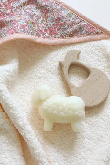 C'est cadeau - notre savon au lait de brebis