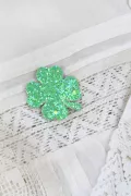 Broche paillettée - Trèfle