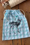 L'irrésistible pochon de Véronika - Biche