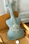 Guitare musicale - Douce France
