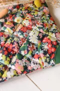 housse ipad molletonnée Liberty fleurs et coins cuir femme barnabé aime le café made in france