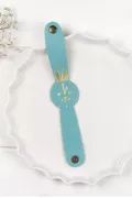 montre cuir enfant bleu marquage lapin Barnabé aime le café
