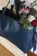 sac cabas femme grand format cuir lisse bleu fonçé franges Barnabé aime le café made in france