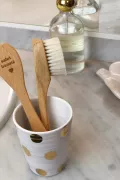 brosse démaquillante visage poils doux gravure Barnabé aime le café