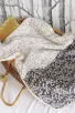 couverture couffin bébé Liberty fleurs animaux moutarde gris polaire chaude biais doré Barnabé aime le café made in France