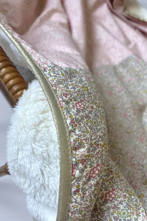 Couverture polaire & Liberty - Juliette