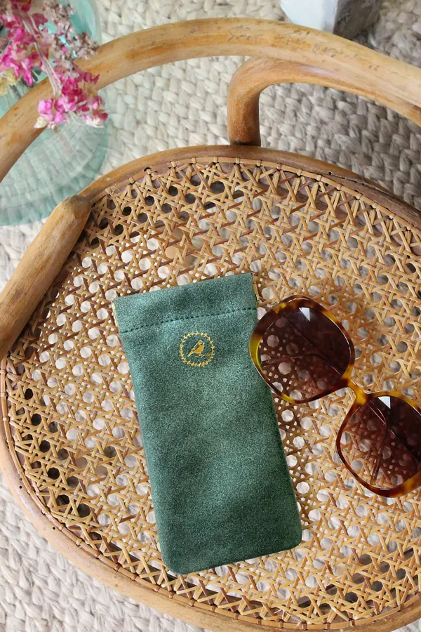 etui lunettes cuir vert paillettes fabrique en france