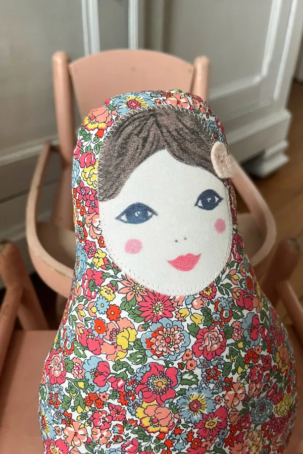 boite à musique POUPÉE - Hey jude