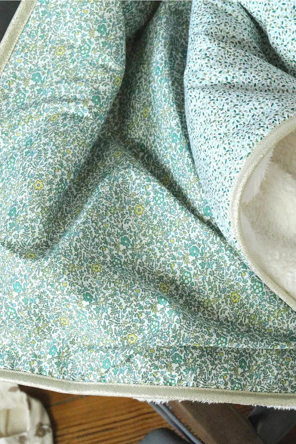 Couverture polaire & Liberty - Andrea