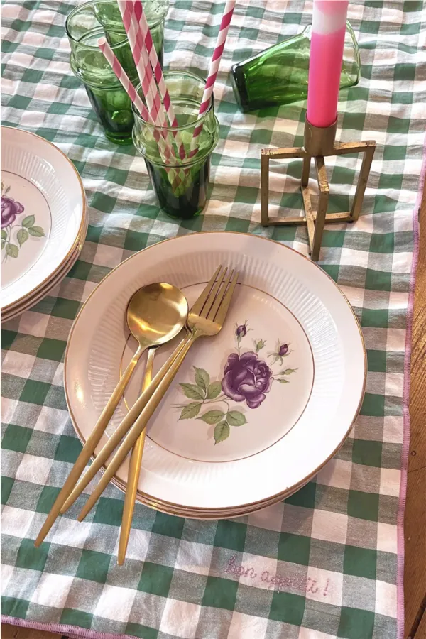 nappe vichy carreaux verts 2m50 broderie bon appetit