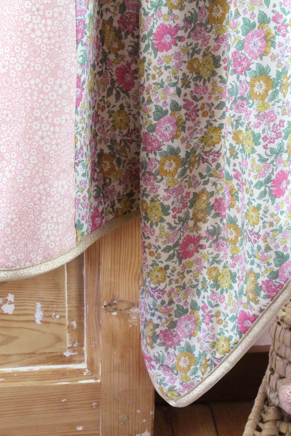 Liberty Fabrics -jacqueline blossom Tana Lawn™ Coton
