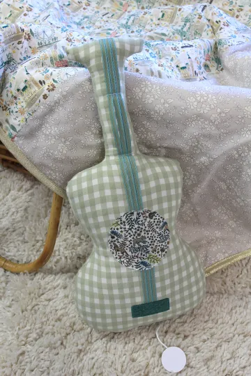 Boîte à musique Guitare - Chanson Douce