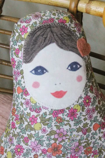 boite à musique POUPÉE - Vie en rose