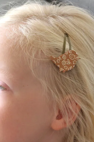 Barrette clic-clac cuir - Piou fleuri