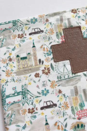 protège carnet de santé Liberty Barnabé aime le café made in  france