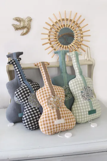 Boîte à musique Guitare - Chanson Douce