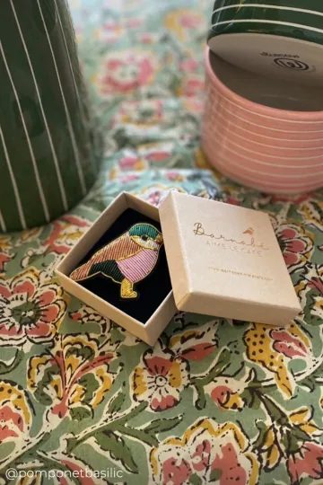 broche bijou oiseau mésange fil de cannetille Barnabé aime le café