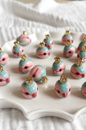 Fêve en porcelaine - Oiseau porte bonheur