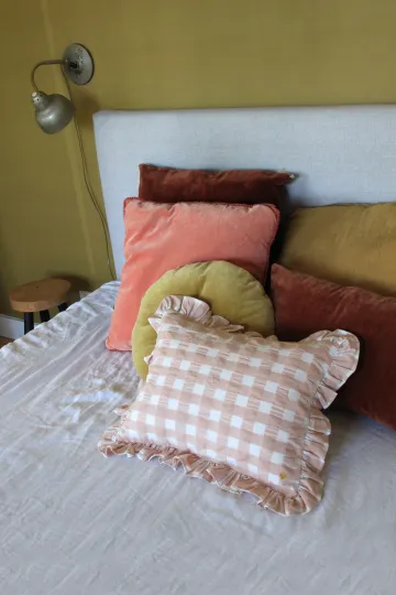 coussin volant vichy rose