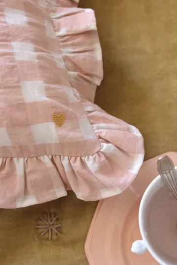 Coussin avec volant - vichy macaron