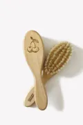 brosses à cheveux bébé bois gravé cerise hérisson poils de soies Barnabé aime le café